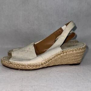 Women’s Clarks Artisan Peep Toe Sling Back Espadrilles Wedges Size 9 Gold